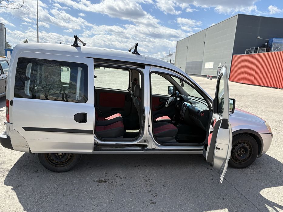 Opel Combo 1.6 benzina