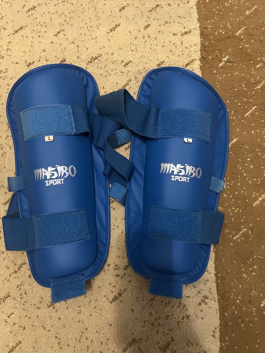 Tibiere, botoşei şi manuşi Masibo