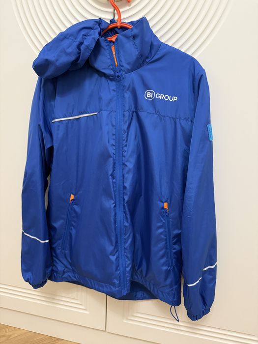 Продам ветровки