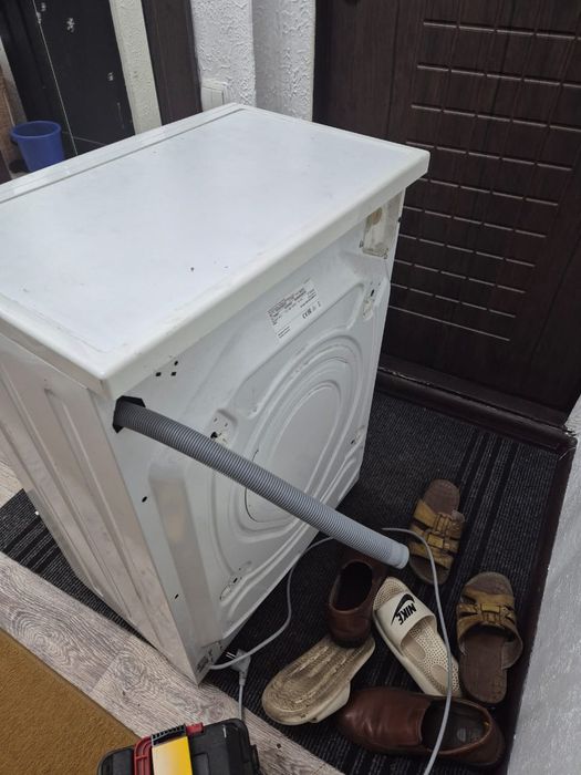 Продам стиральную машину Bosch