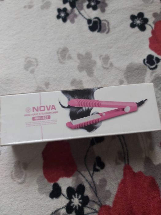 Vând mini placa de par