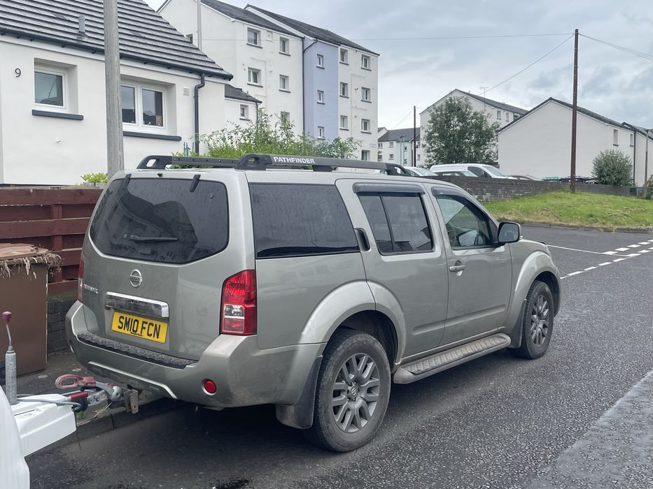 NISSAN Unknown Model 2010 — imagine 3