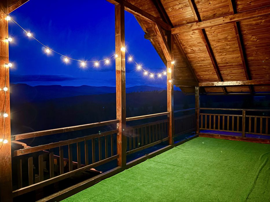Cabana de inchiriat cu  Jacuzzi & Saună