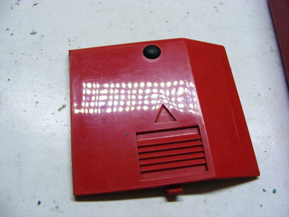 Супер ретро находка - ЕЛКА 103Р червена