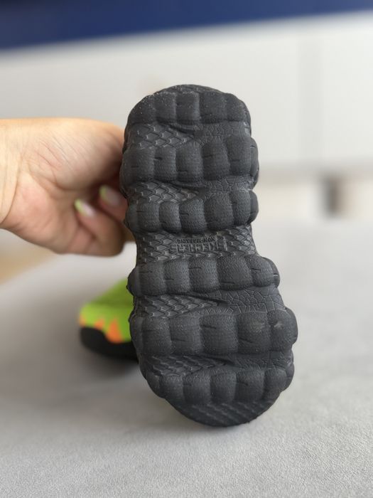 Adidasi sketchers 26 editie limitata