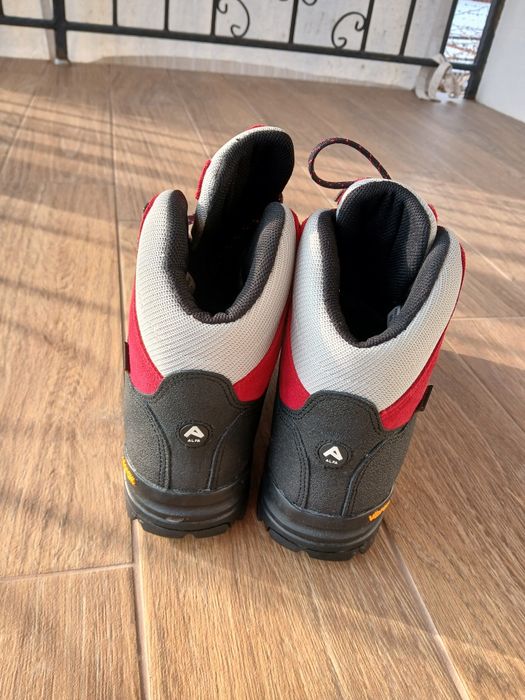 Планински туристически високи зимни обувки  Alfa 40