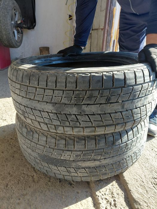Продам комплект шины