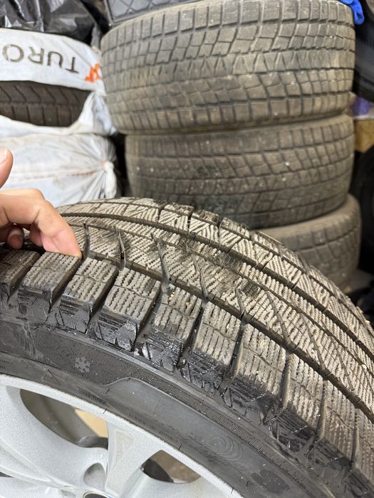 Продам диски с резиной 245/45/19