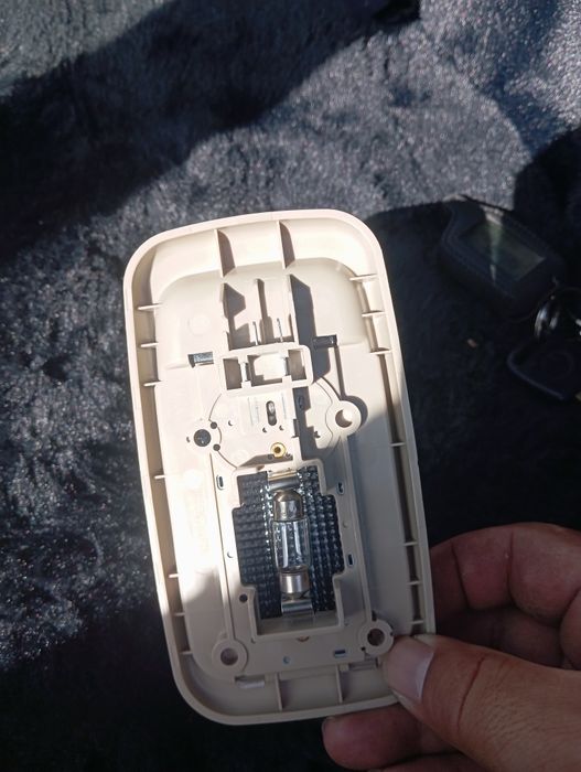 Продам Плафон в салон авто