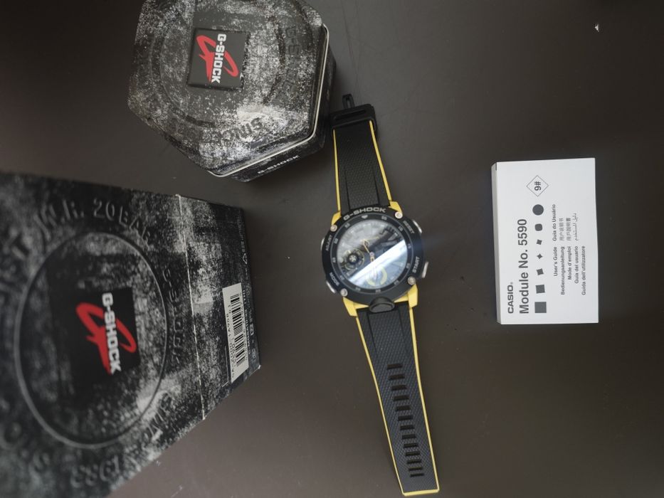 Часы Casio G-Shock GA-2000 1A9DR