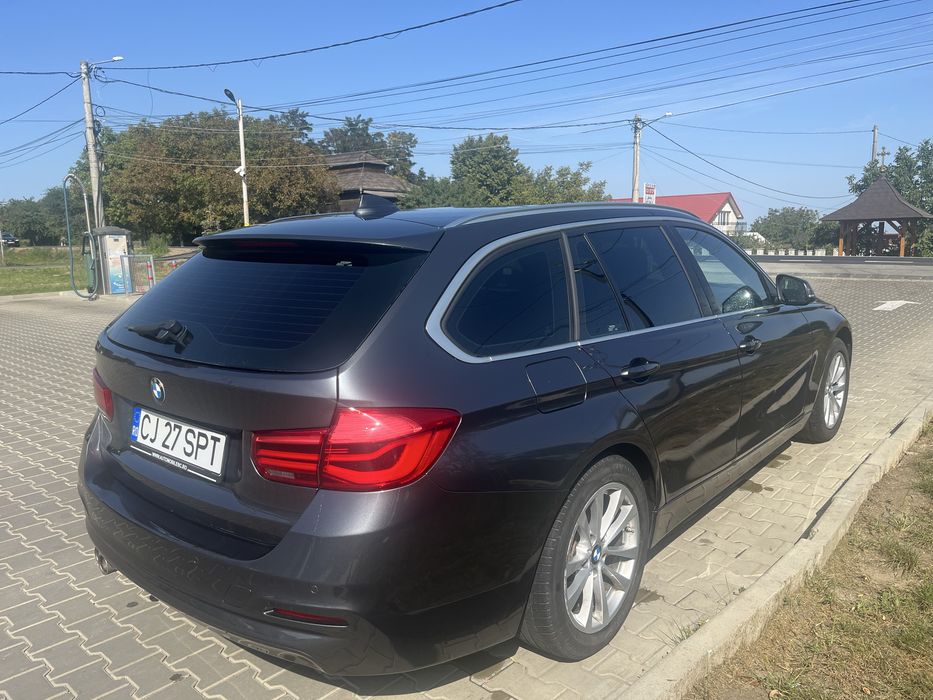 BMW Seria 3 F31 320d xDrive (190 CP) automat- panoramic