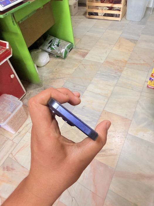 Iphone 15 pro Sotiladi