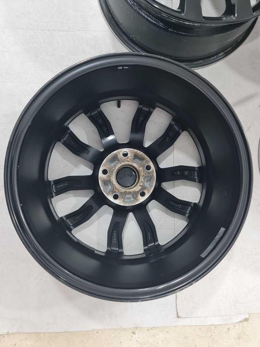 Jante 18 VW Amarok Transporter T5 T6 Caravelle Multivan Touareg 5x120 65.1 8J et43