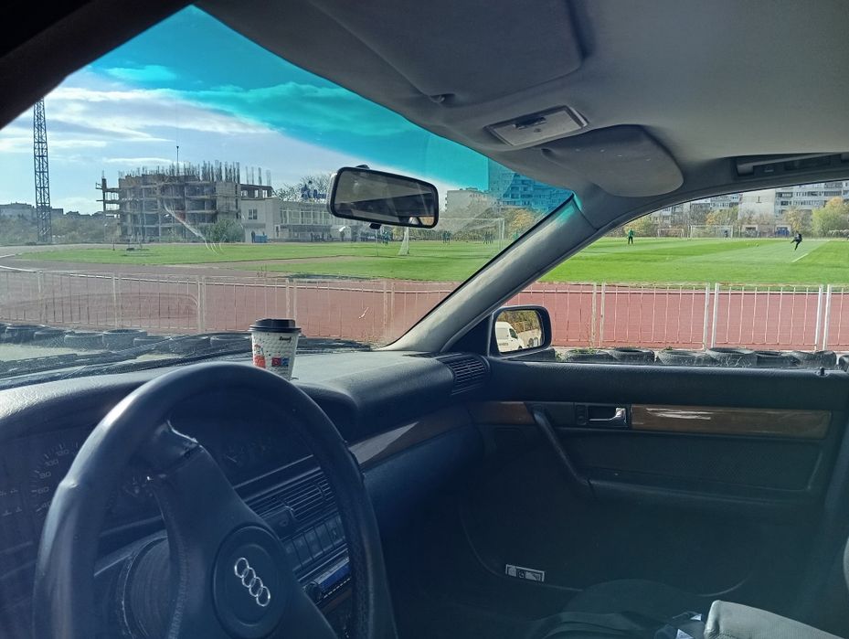 Ауди 100 комби в перфектно състояние 2.0 на газ