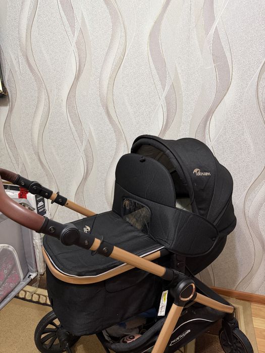 Коляска детский,черный цвет