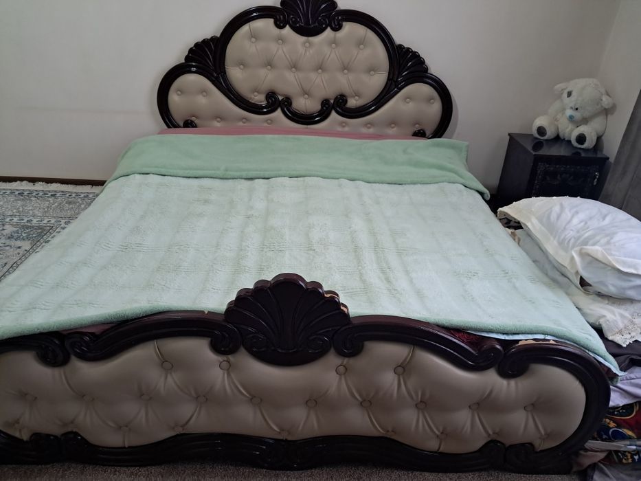 Spalniy mebel komplekt