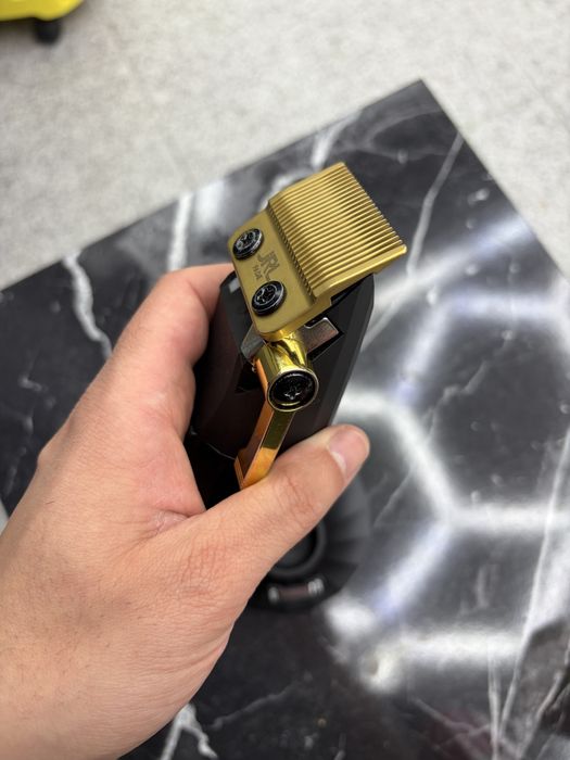 Vand JRL  2020C gold+stand de incarcare !