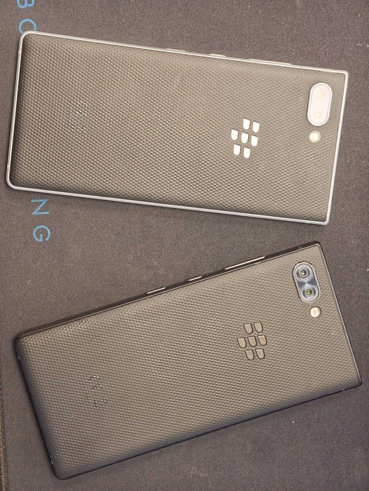 BlackBerry KEY2 LE 64GB | Dual SIM | Perfect funcțional | 599 lei