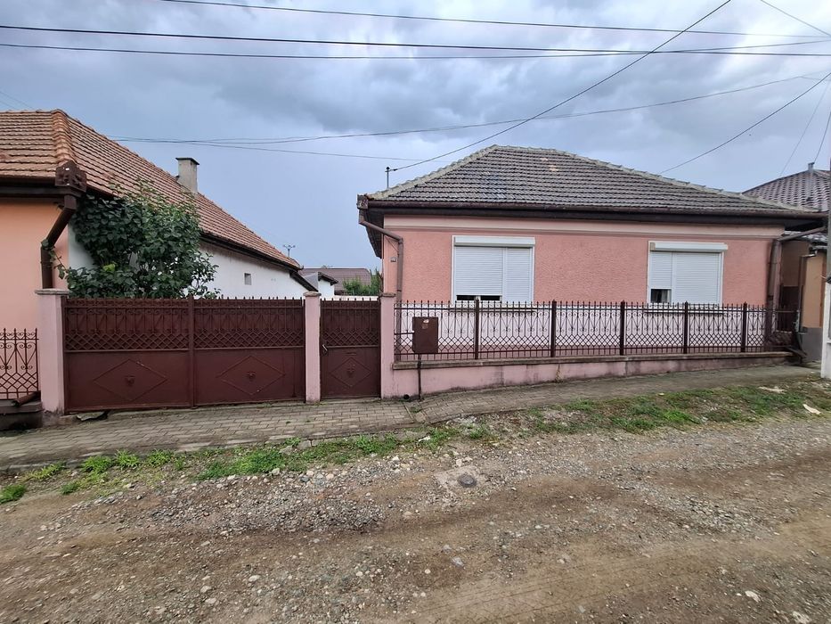 Vând casă în Tarnava