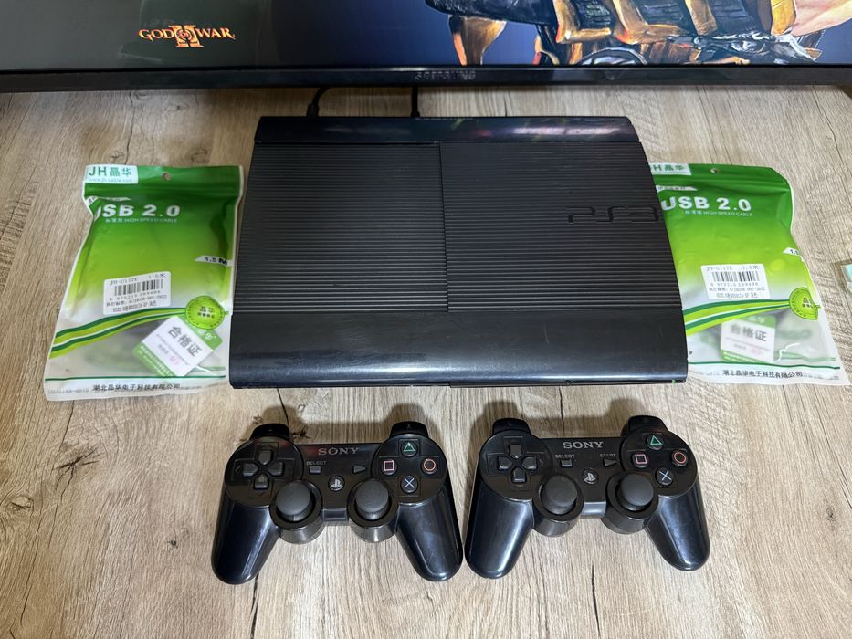 PlayStation 3 Super Slim 500GB 2ta original jostik