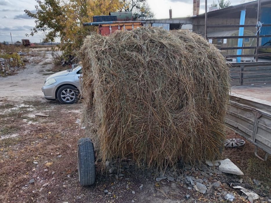 Прицеп для перевозки сена