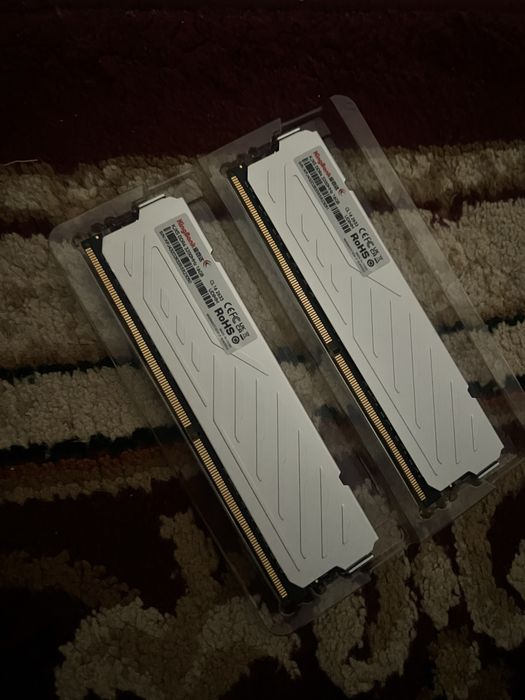 продам ОЗУ ddr4 kingbank 16*2