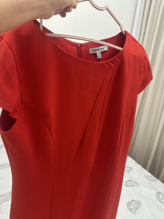 Продаю платье в мир и пир