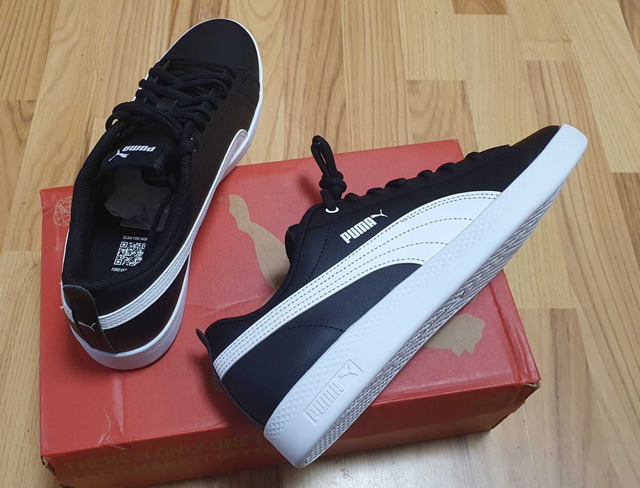 Pantofi sport Puma Smash Wns V2 L 365208 02 marimea 42.5 (27.5cm)
