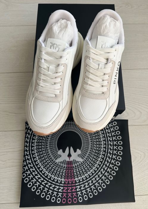 Маратонки  Pinko 36 номер