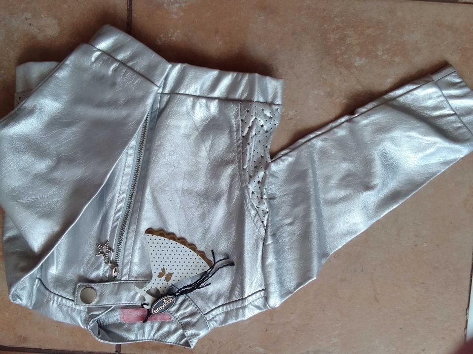 Детски комплект яке и пола