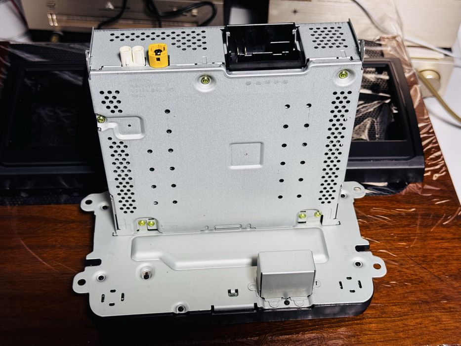 Casetofon/radio/CD/card SD/mufă jack-VW Transporter T6,T5,Caddy IV-OEM