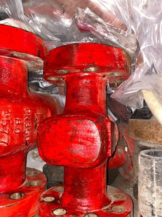 Фонтанная арматура и плашки для нефтегазовой отрасли