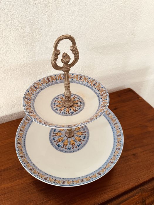 Двуетажна порцеланова стойка – Италия (винтидж)