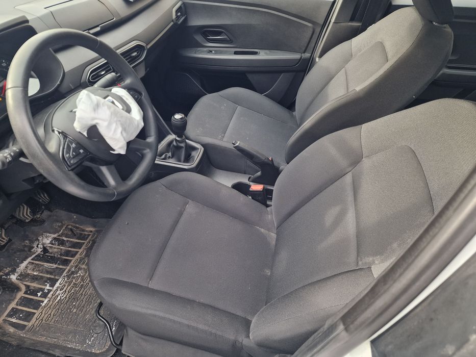 Dacia Logan 2022 1 avariat