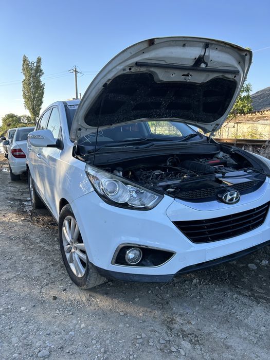 Injectoare Hyundai ix 35 2.0 Crdi  2012