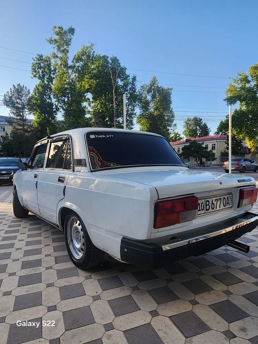Lada vaz 2107 semyorka