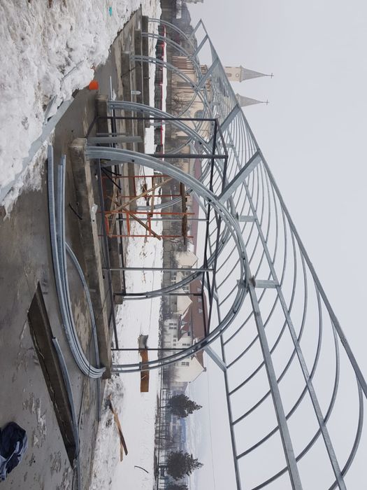 Splatorii self wash self service cu jetoane structura metalic