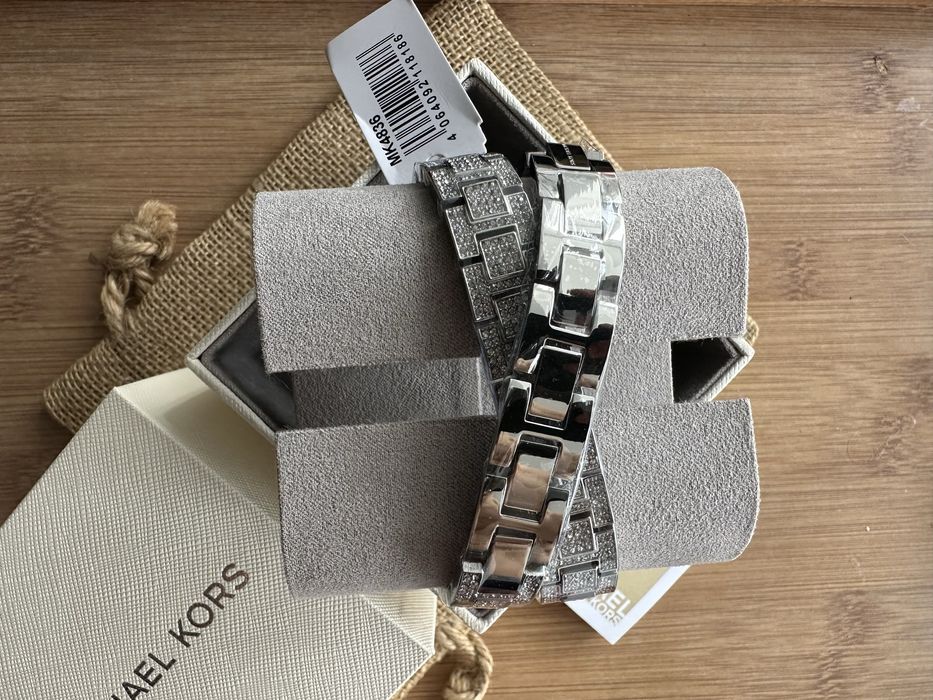 Ceas Michael Kors Lady Silver Petite Emery MK4836