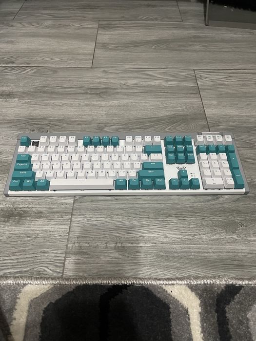 Tastatura gamming Aula F3050