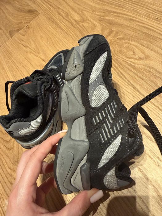 Детски маратонки New Balance 9060