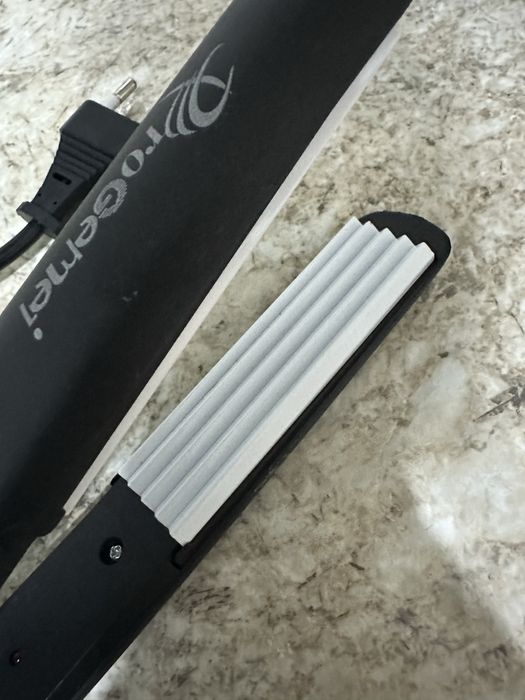 Плойка гофре для укладки волос