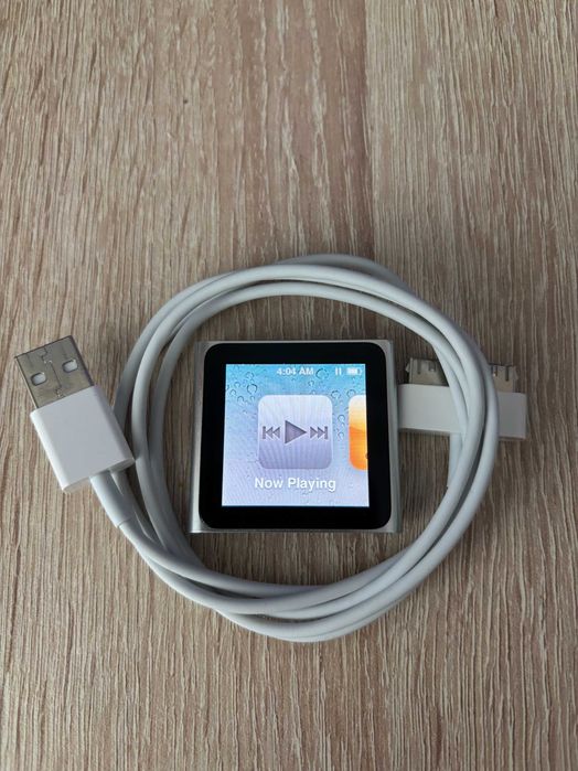 iPod Nano 6th gen perfect functional + Modulator FM