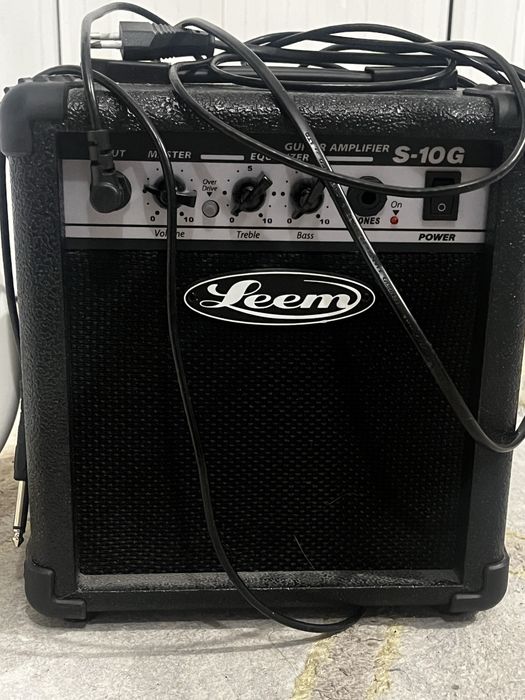 Электрогитара ROCKDALE