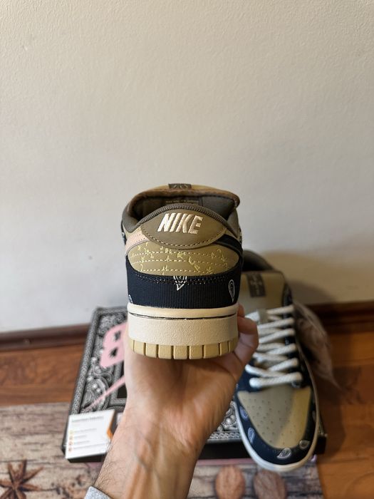 Nike SB Dunk Low Travis Scott