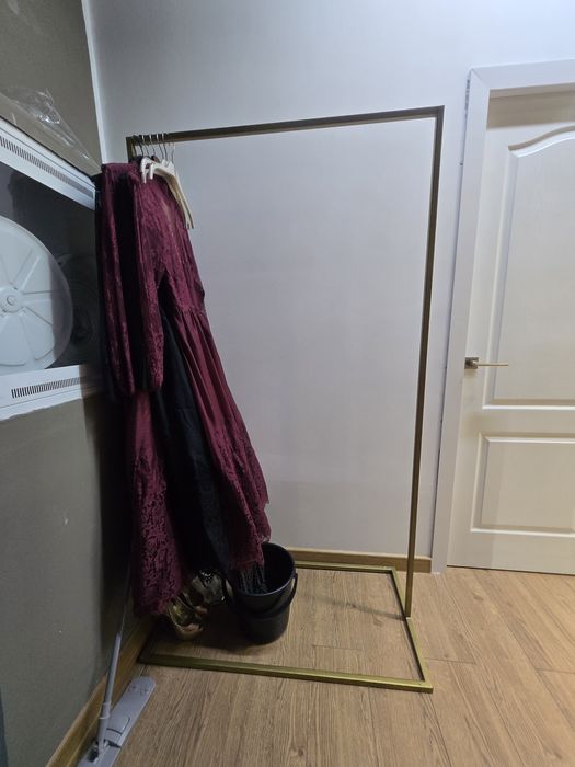 Примерочная, рейл