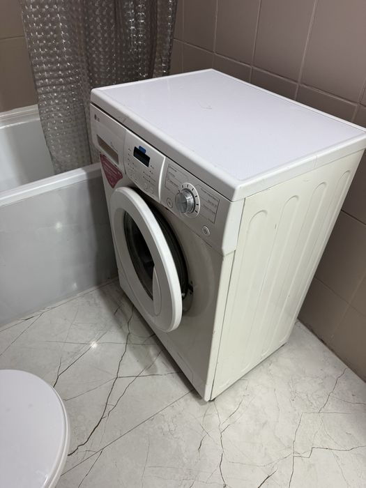 Стиралку LG рабочию