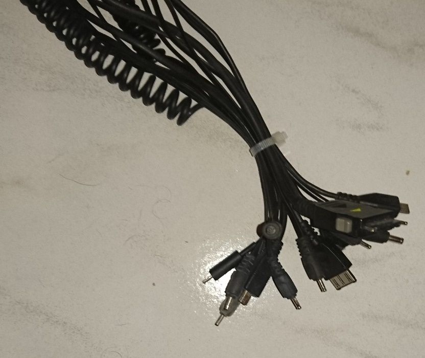 Стари GSM апарати Зарядни за ГСМ Слушалки телефони