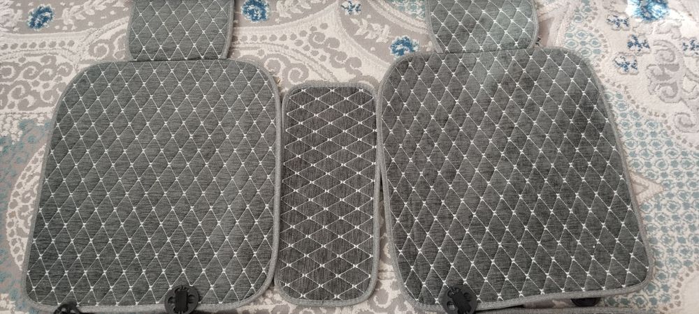 Продам чехлы для авто