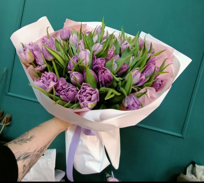 Открыт предзаказ букетов на 8 марта