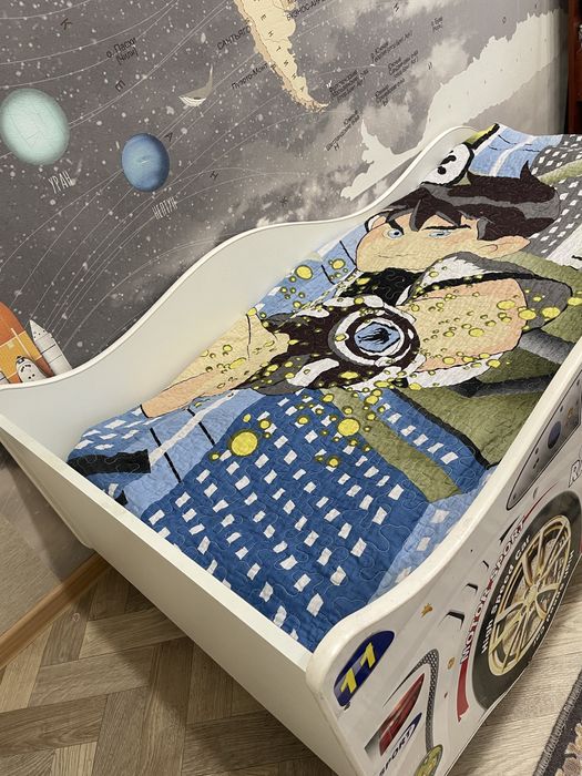 Кровать детская машинка